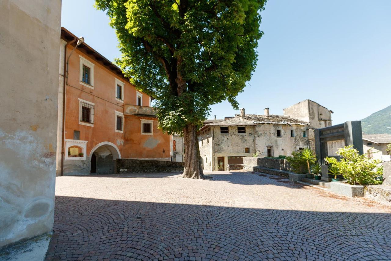 Il Como' Della Civetta - Taverna “La Fenice” Stazzona Exteriér fotografie